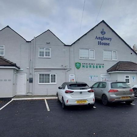 The Paget Suite Great Wyrley エクステリア 写真